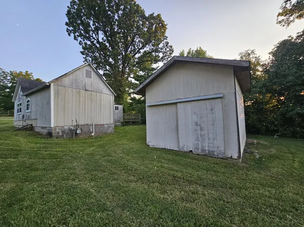 139 E Cedar Street, Granby, MO 64844