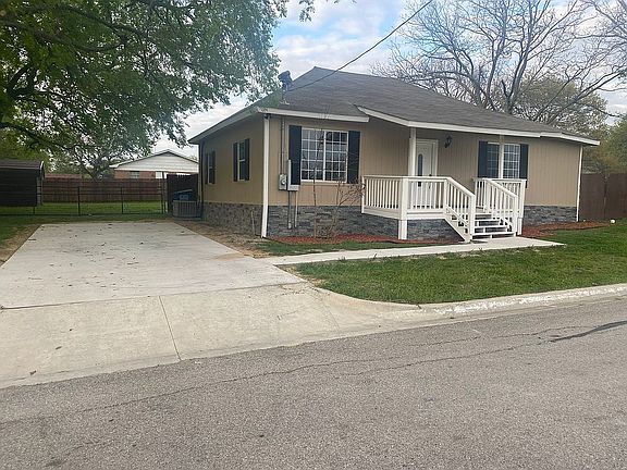 2nd image of 506 Sid Nelson St