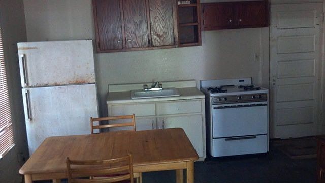 2nd image of 912 E Price St APT B