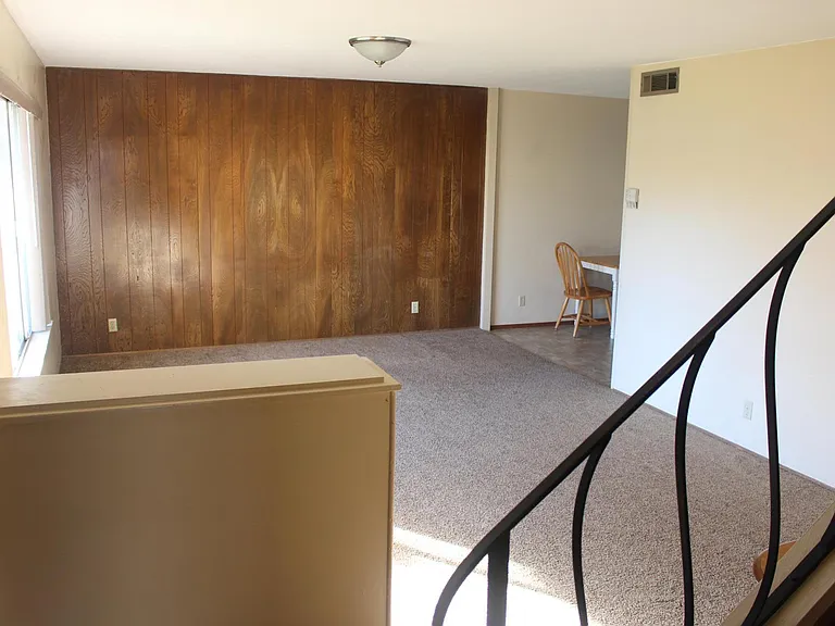 2548 Clearlake Way — Photo 8