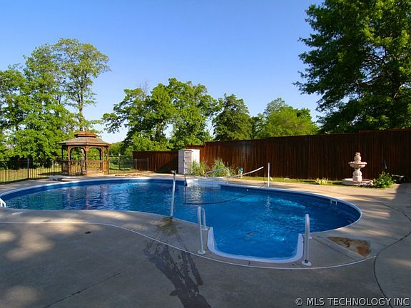 3rd image of 6044 S 286th East Ave