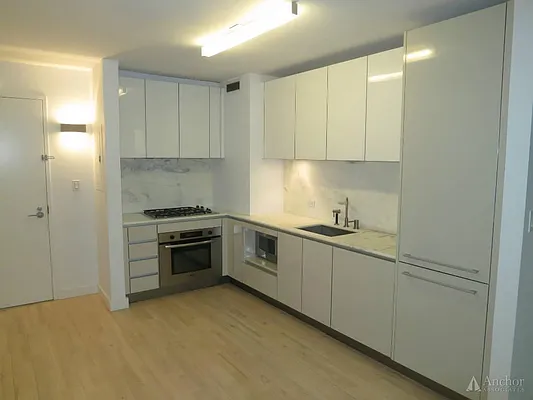 Rented by Anchor Associates | media 19