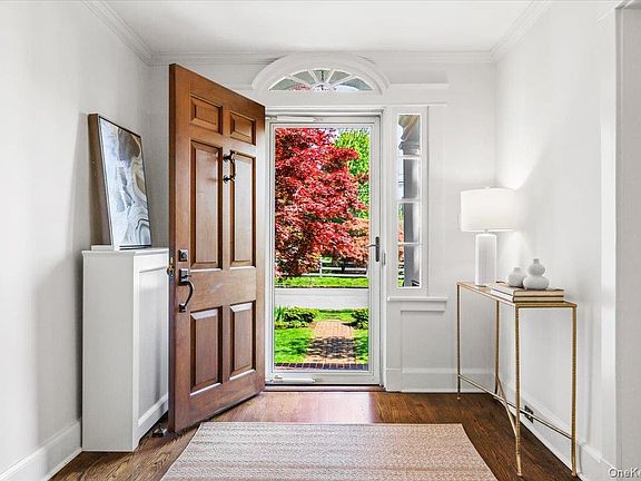 3rd image of 36 Intervale Place
