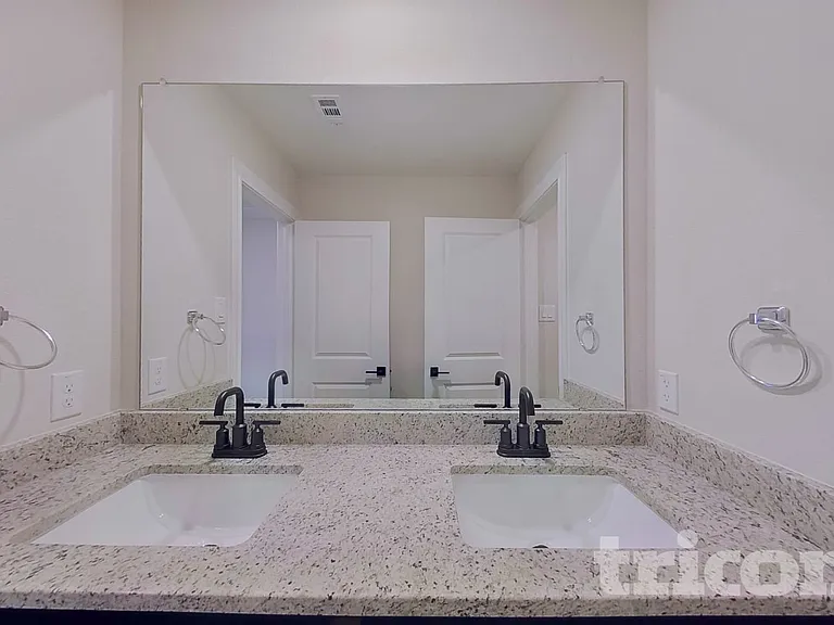 1210 Dye Blvd — Photo 11