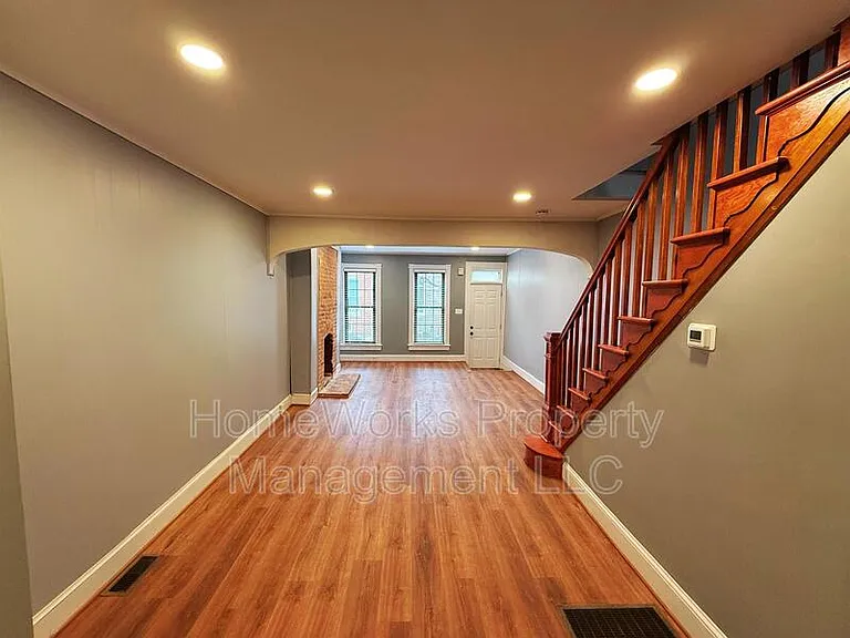 1465 Stevenson St — Photo 4