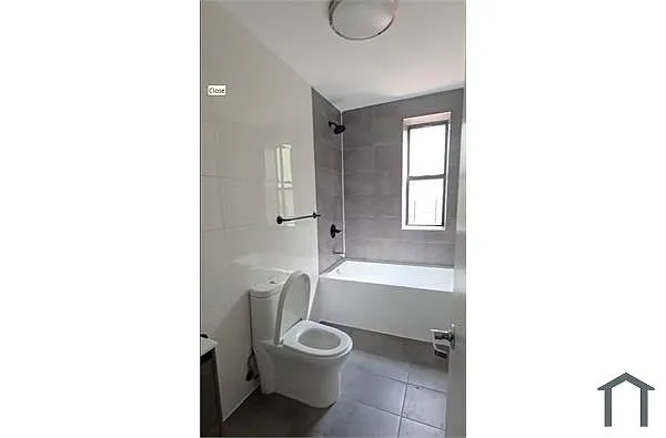 Building Photo - 1547 Commonwealth Ave #B1