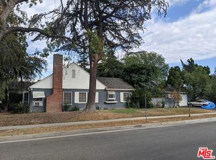 1418 W Oak St, Burbank, CA 91506