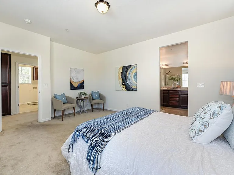 15 Crystalwood Cir — Photo 16