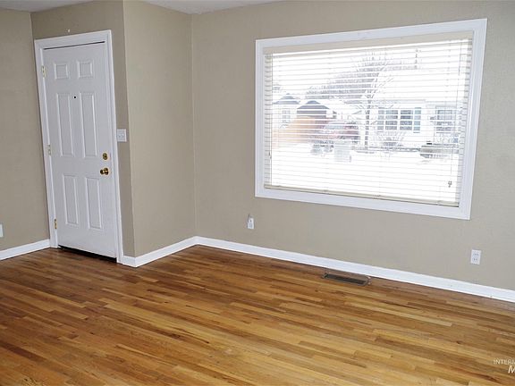 4th image of 2303 W Judith St