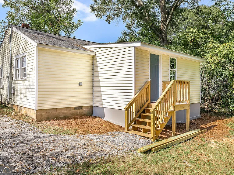 638 Vickery St — Photo 31