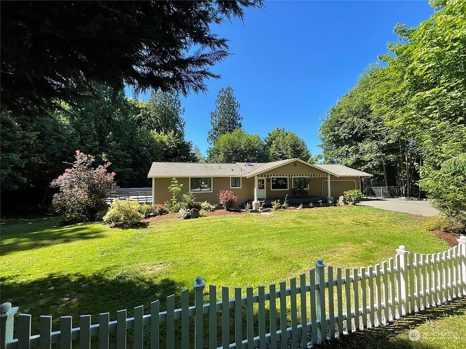 1st image of 20 Maplewood Court