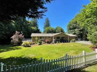 20 NE Maplewood Ct, Belfair, WA 98528