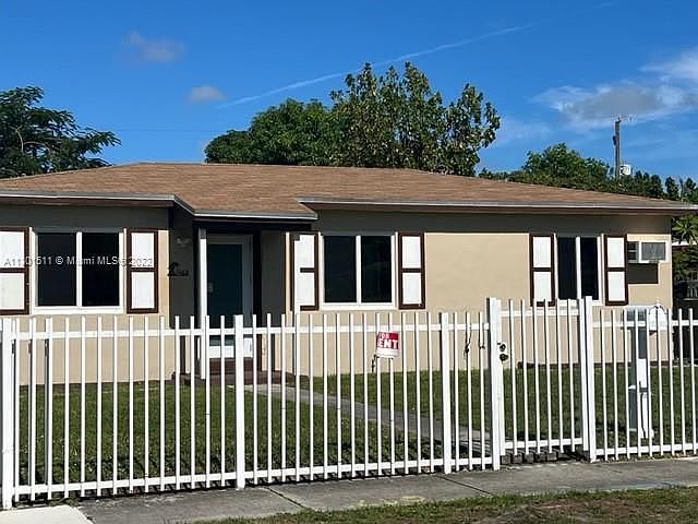 1st image of 1265 NE 142nd St #A
