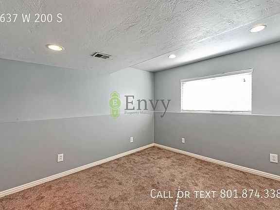 4th image of 1637 W 200th St S