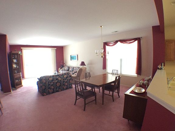 5th image of 13770 Wilshire Way