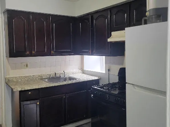 121 W Parmenter St Floor 2, Newburgh, NY 12550