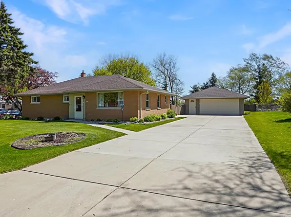 4266 S 78th STREET, Greenfield, WI 53220