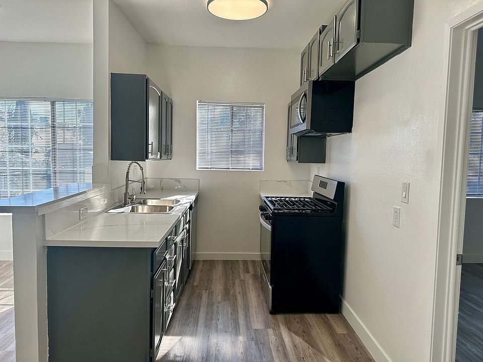 1st image of 15759 Vanowen St Unit 1