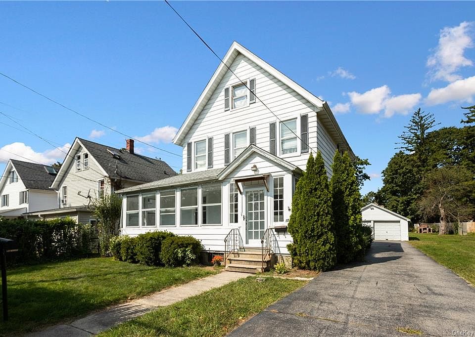 1st image of 127 Moore Ave