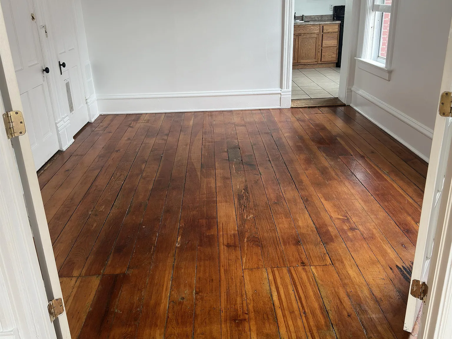 733 Rose Street — Photo 3