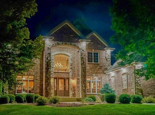 116 Nicole Cir, Oregon, WI 53575