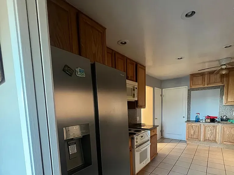 215 Dennis Dr — Photo 8