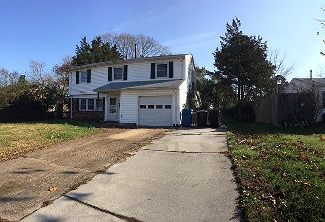 1st image of 708 Burgesses Ln