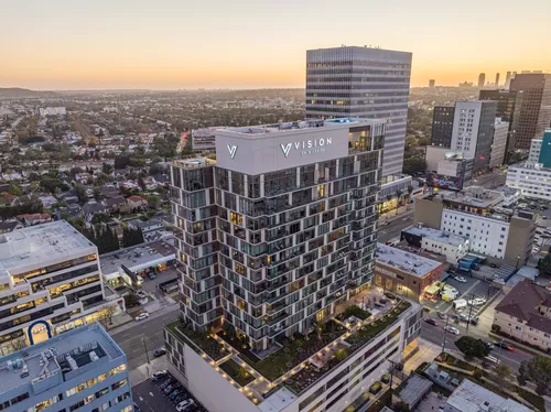 Vision on Wilshire Photo 1