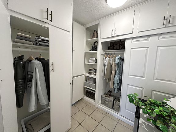 3rd image of 3333 Mentone Ave APT 18A