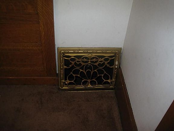 4th image of 1503 N Lasalle St