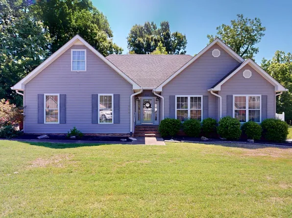 292 Auburn Ave, Dyersburg, TN 38024