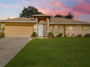 321 SW 25th Pl, Cape Coral, FL 33991