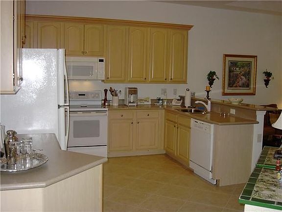 5th image of 142 E Mangrove Bay Way