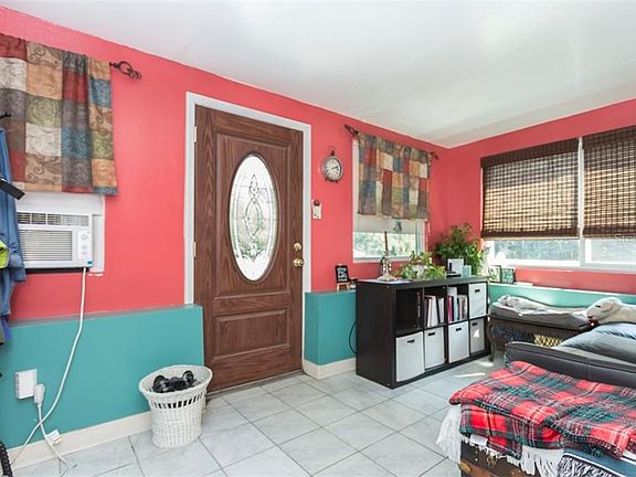 3rd image of 7229 California St