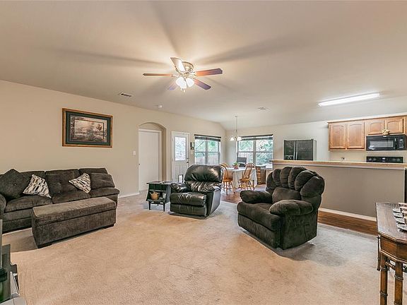 4th image of 3013 Bourine St