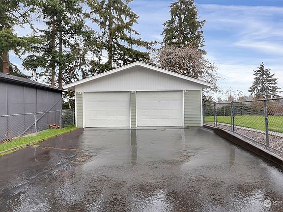 3rd image of 14301 5th Ave S