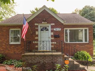 3915 42nd St, Des Moines, IA 50310