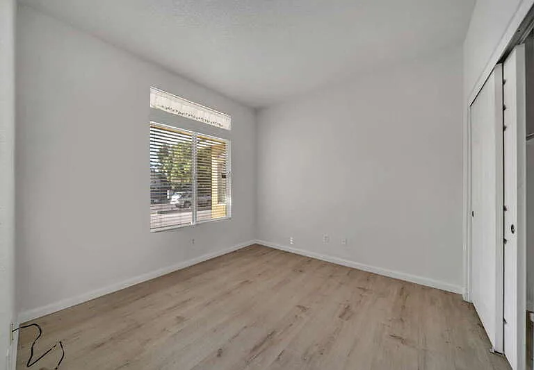 9326 Lembert Dome Cir — Photo 27