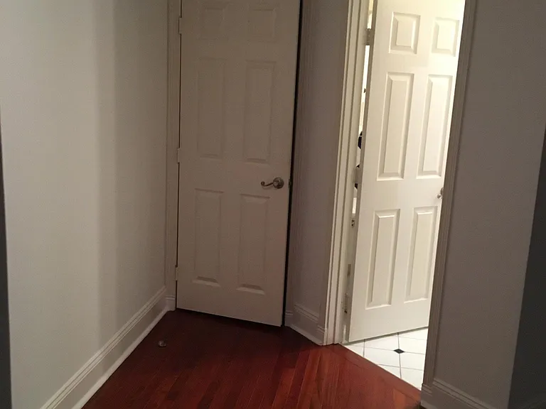 807 Westbourne Dr — Photo 21