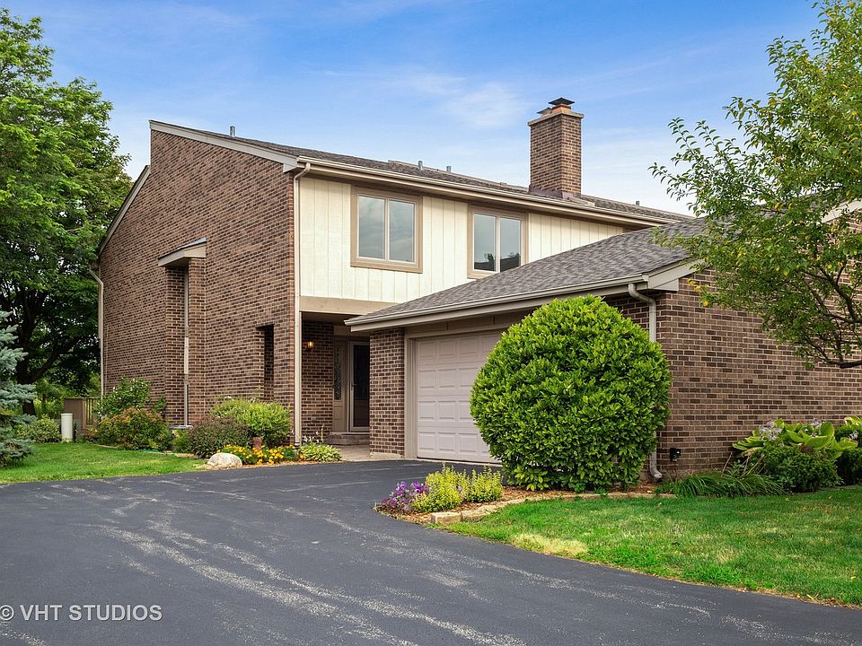 1st image of 318 Saint Andrews Dr