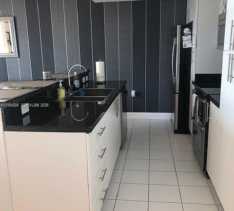 4th image of 1401 SW 22nd St APT 1103