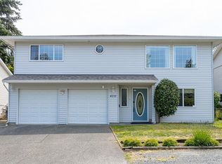 4731 Hammond Bay Rd, Nanaimo, BC V9T 5A9