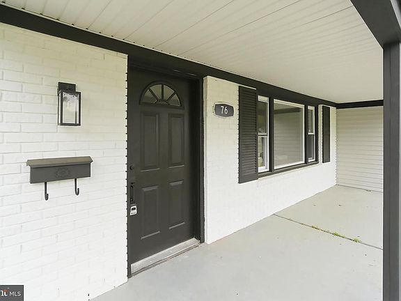 3rd image of 76 Evergreen Dr