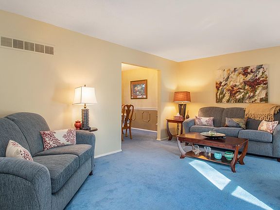 4th image of 3112 Crabtree Ln