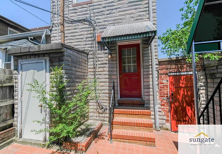 500 S Collington Ave #B — Photo 1