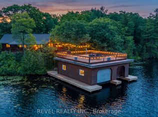 180 Lake Rd, Georgian Bay, ON L0K1S0