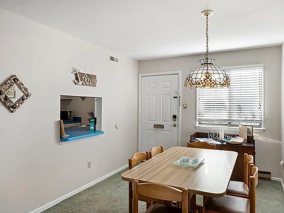 4th image of 169 N Basin Dr #59