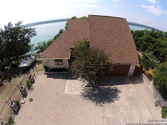 2nd image of 2179 Glenn Dr