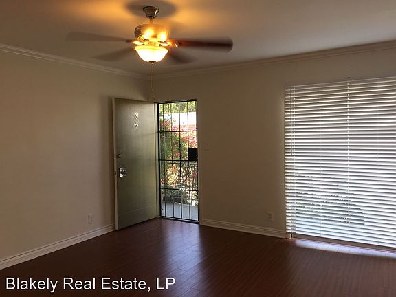 5th image of 1034 14th St APT 09