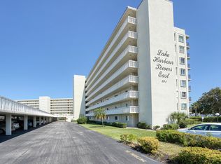 801 Lake Shore Dr APT 112, Lake Park, FL 33403